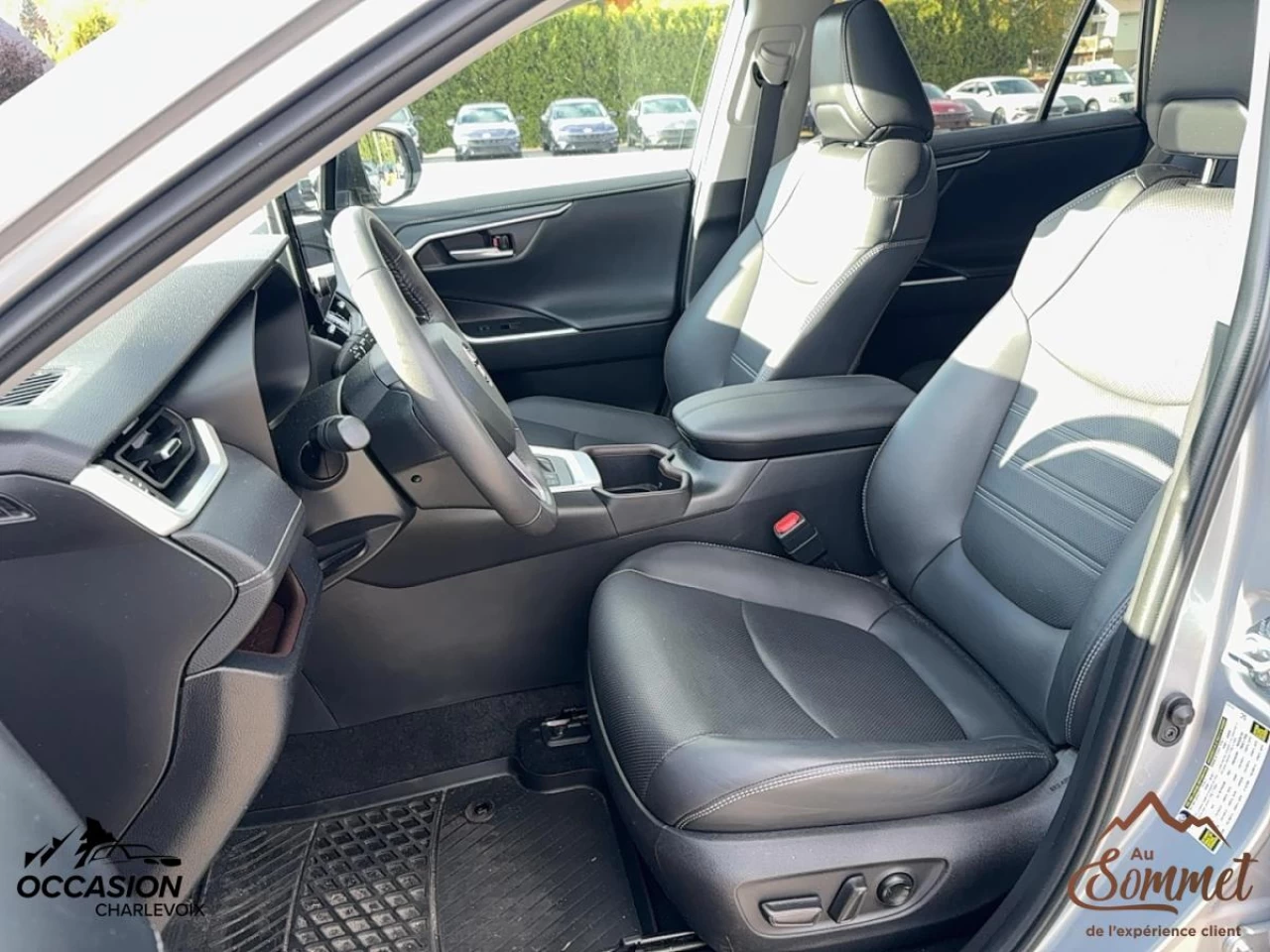 2023 Toyota RAV4 Limited AWD Image principale
