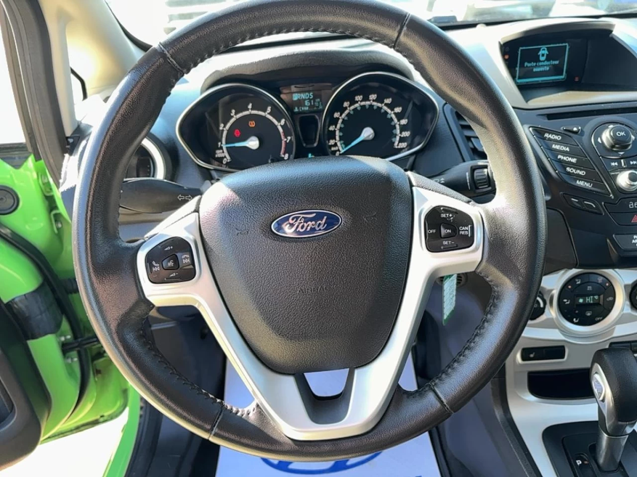 2015 Ford Fiesta
                                                    5dr HB SE Image principale