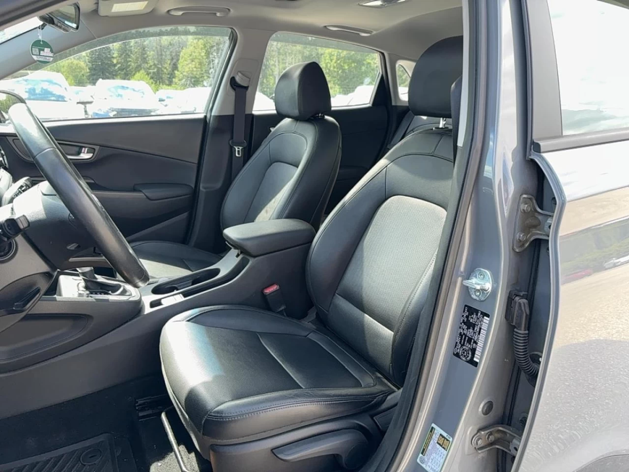 2022 Hyundai Kona 2.0L Preferred AWD w/Sun &amp; Leather Package Main Image
