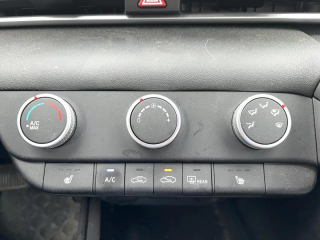 Hyundai Elantra Essential IVT 2023