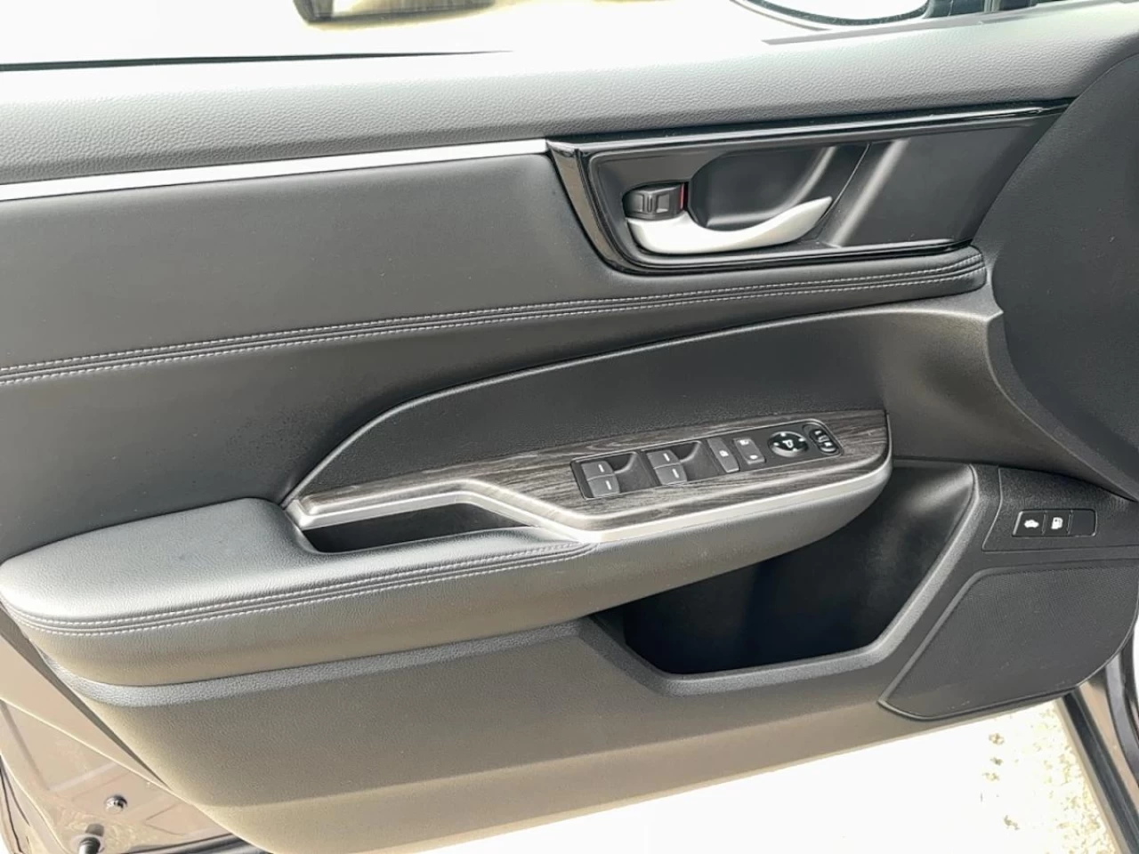 2019 Honda Clarity Plug-in Hybrid
                                                    Sedan Image principale