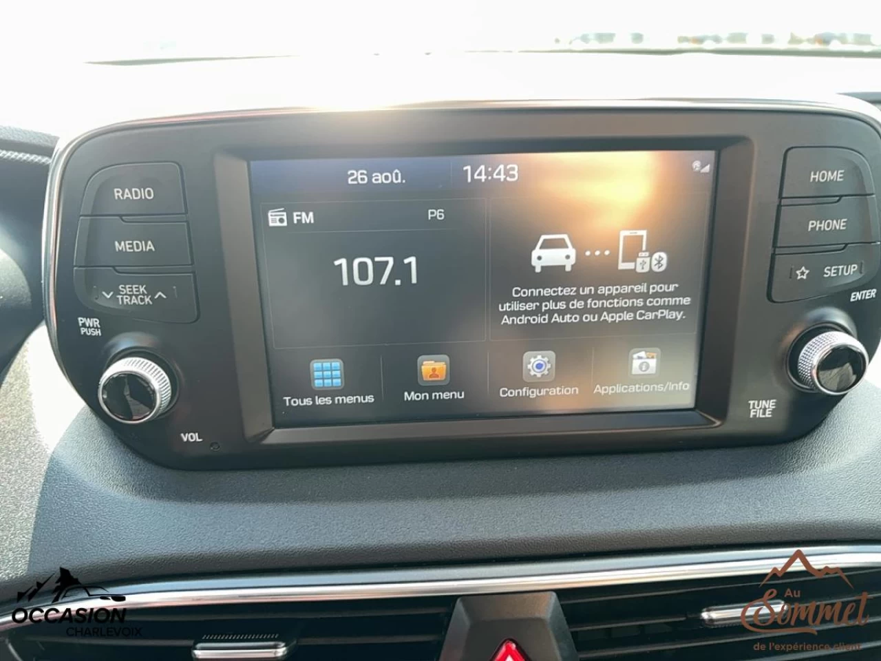 2020 Hyundai Santa Fe
                                                    2.4L Preferred AWD Image principale