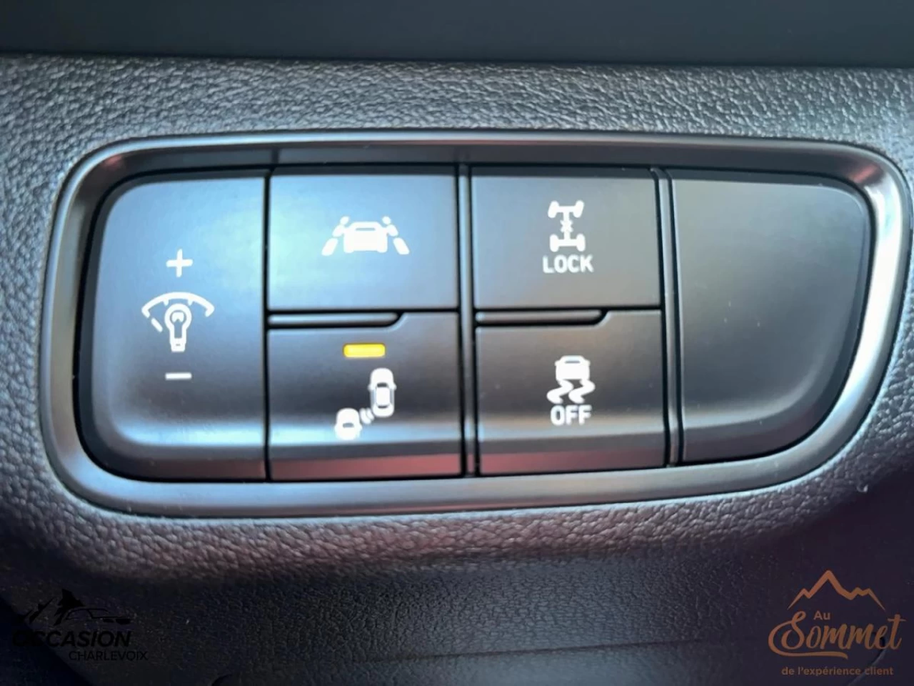 2020 Hyundai Santa Fe
                                                    2.4L Preferred AWD Image principale