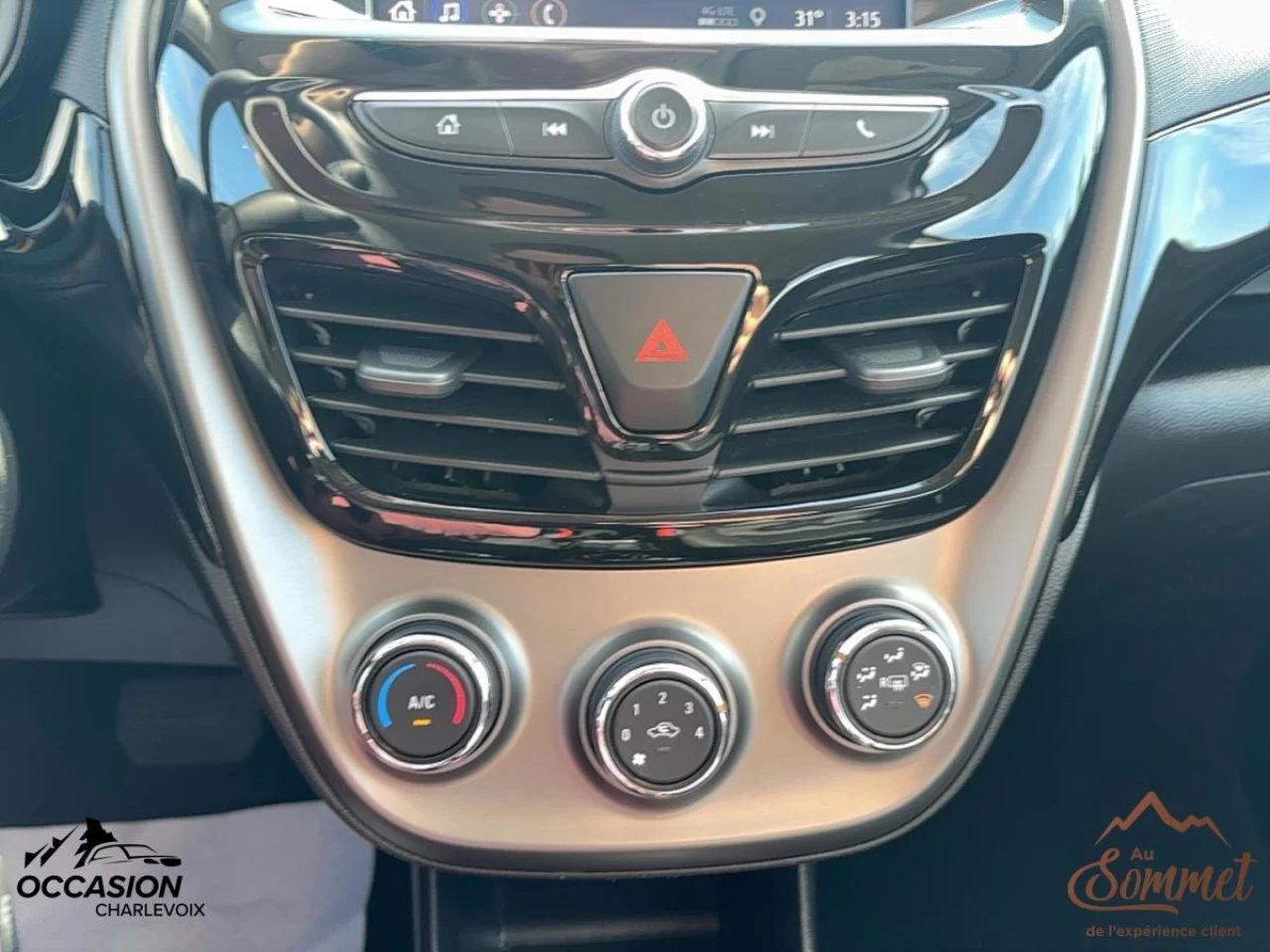 2021 Chevrolet Spark
                                                    4dr HB CVT 1LT Main Image