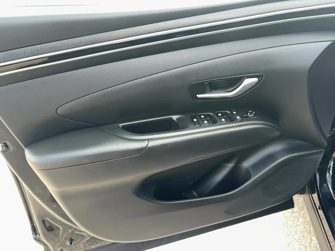 2022 Hyundai Tucson Essential AWD Main Image