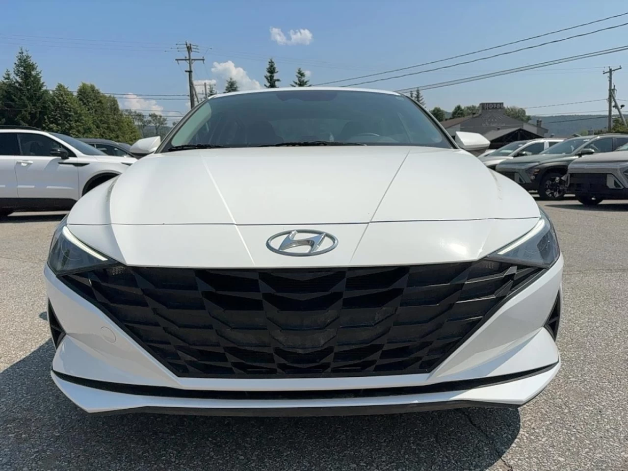 2023 Hyundai Elantra Preferred IVT Image principale