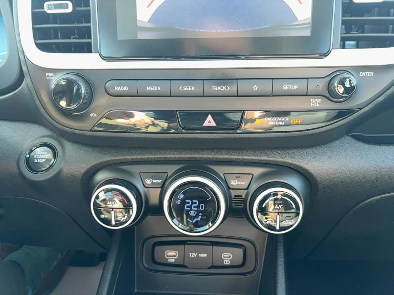 2023 Hyundai Venue
                                                    Ultimate IVT w/Black Interior Image principale