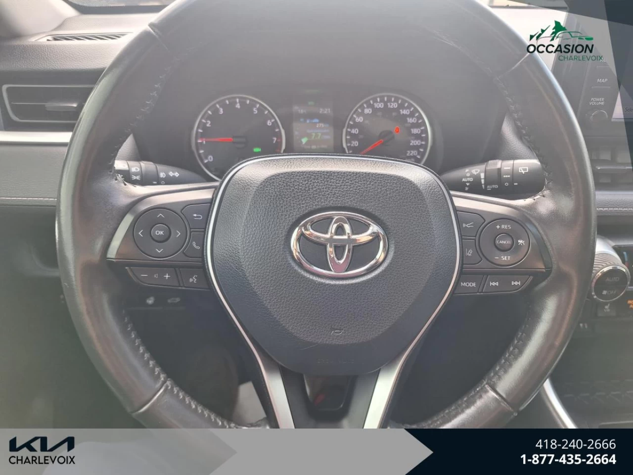 2019 Toyota RAV4 FWD XLE Image principale