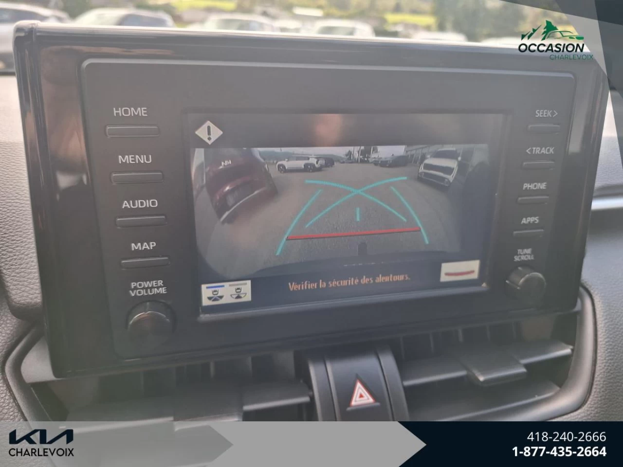 2019 Toyota RAV4 FWD XLE Image principale
