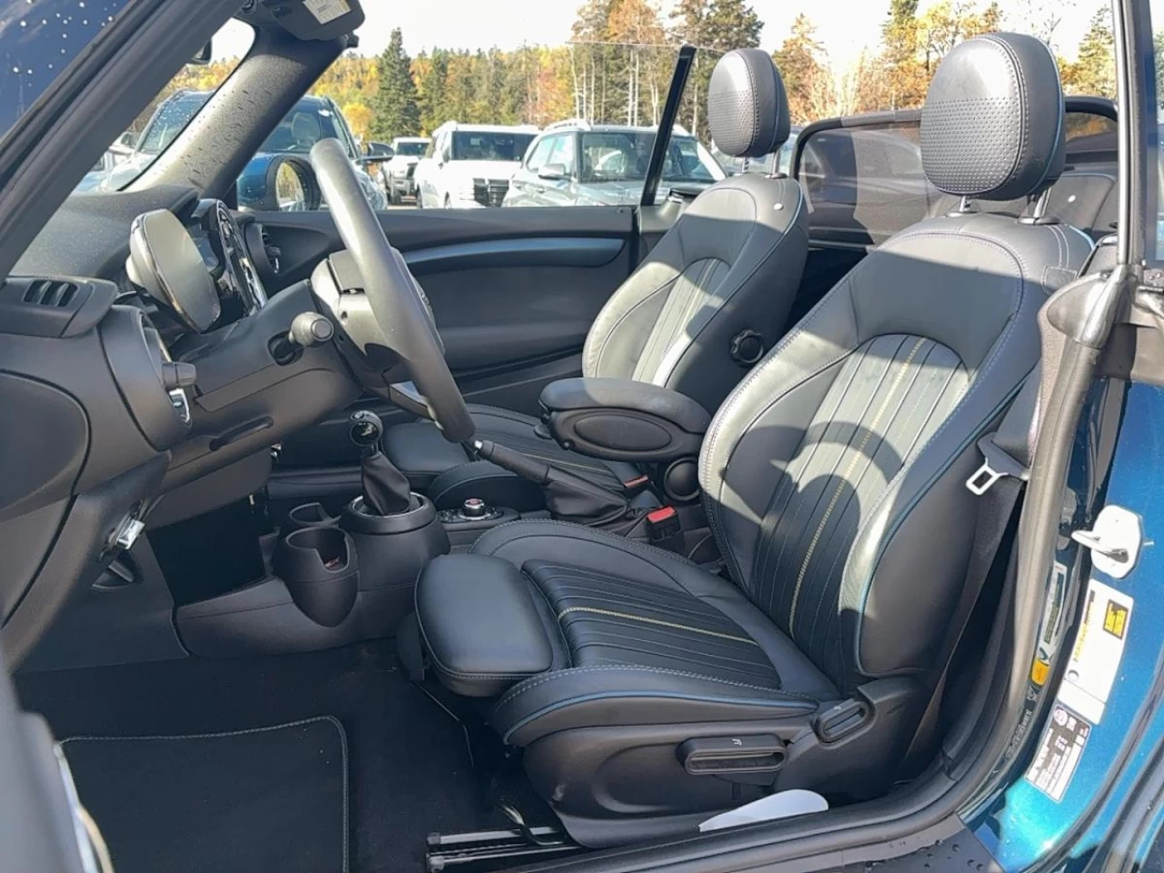 2021 MINI Convertible Cooper S FWD Image principale