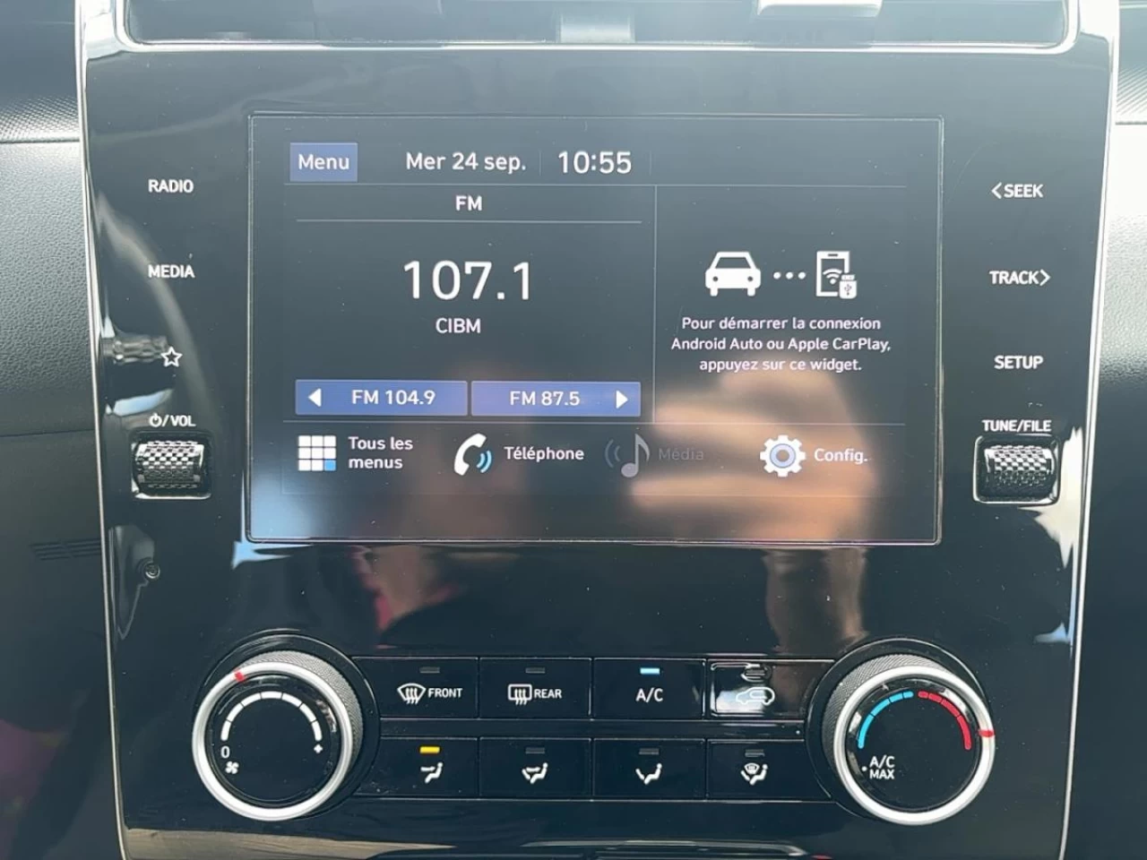 2022 Hyundai Tucson Essential AWD Main Image