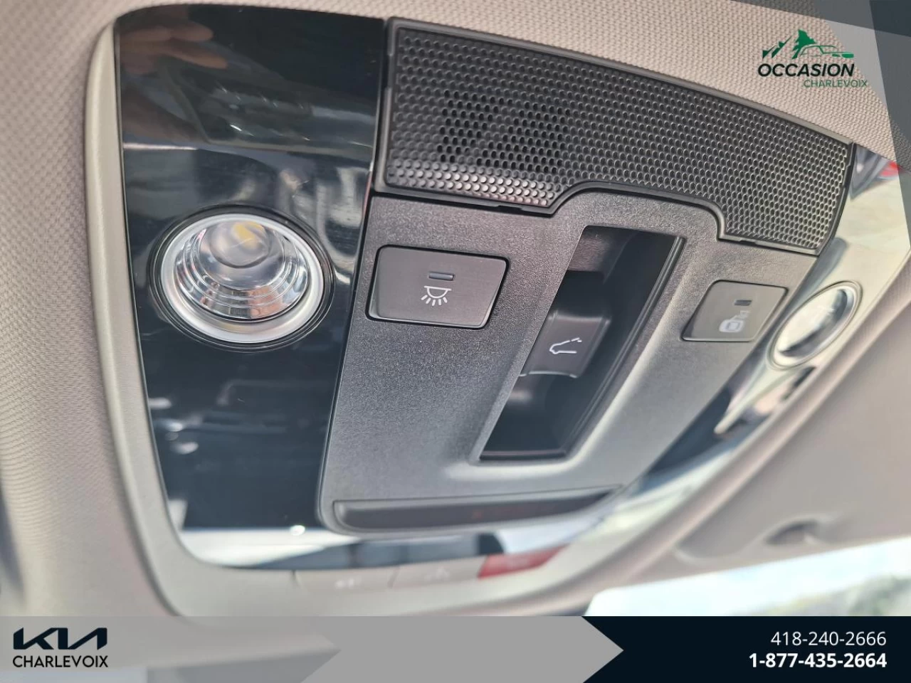 2023 Kia Seltos SX Turbo AWD w/Black Interior Main Image