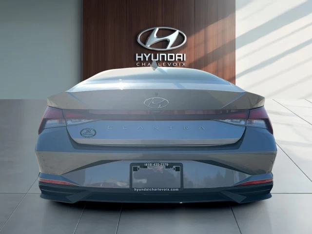 Hyundai Elantra Essential IVT 2023