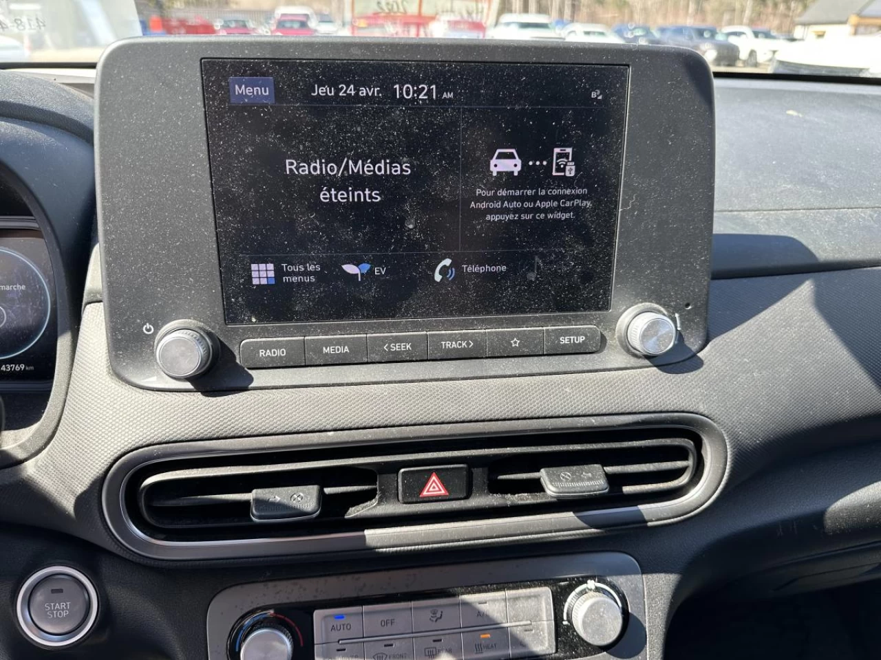 2022 Hyundai Kona electric Preferred FWD w/Two-Tone Roof Main Image