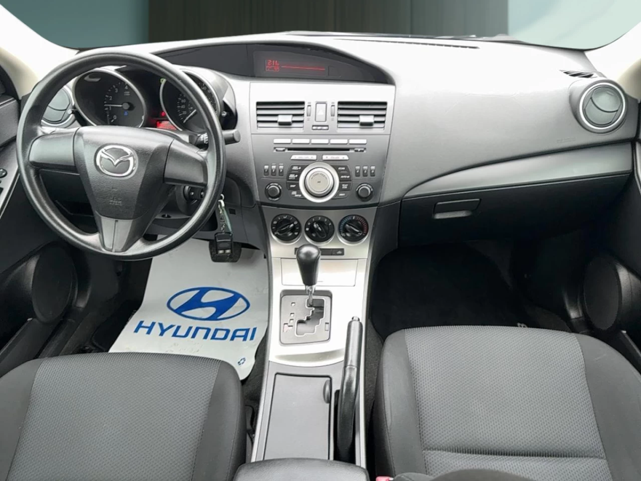 2011 Mazda Mazda3
                                                    4dr Sdn Auto GS Image principale